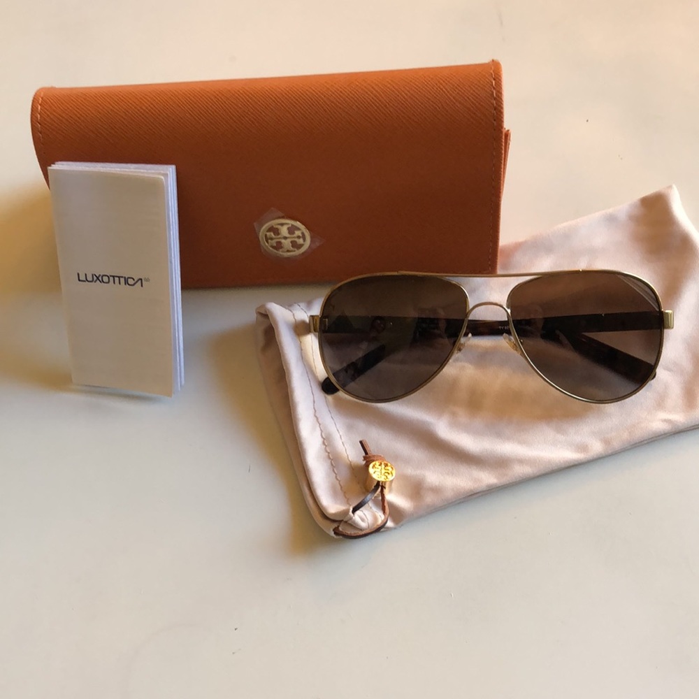 Tory Burch Brown Aviator Sunglasses